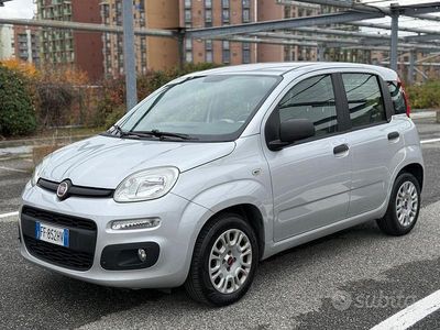Usata Fiat Panda Lounge 69 CV (50 kW) 2016 Grigio Berlina