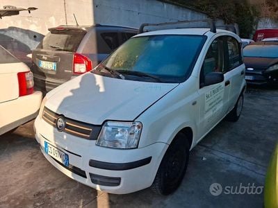 Usata Fiat Panda Dynamic 70 CV (51 kW) 2005 Bianco Utilitaria