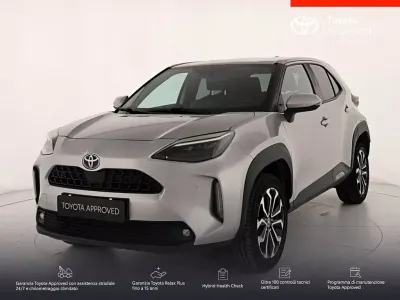 Usata Toyota Yaris Cross Trend 116 CV (85 kW) 2022 Argento SUV