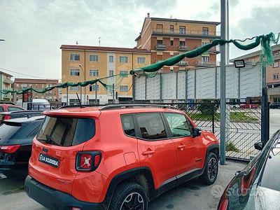 Usata Jeep Renegade Trailhawk 170 CV (125 kW) 2017 Arancione SUV