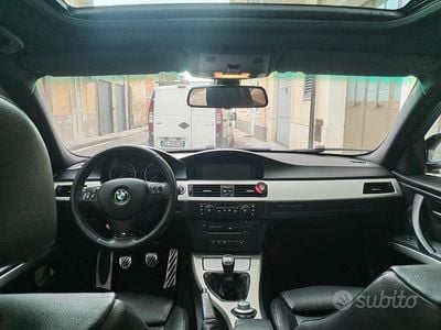 Begagnad BMW 330 M Sport 231 HK (169 kW) 2006 Grå Sedan