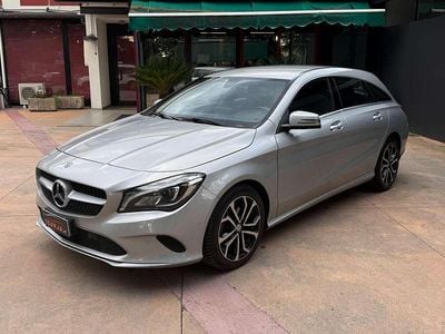 Usata Mercedes CLA180 Shooting Brake Premium 109 CV (80 kW) 2018 Grigio Station wagon