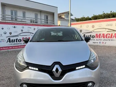 Usata Renault Clio IV 75 CV (55 kW) 2014 Grigio Berlina