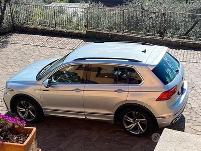 Usata VW Tiguan R-line 150 CV (110 kW) 2022 Grigio SUV