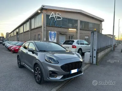 Usata Ford Puma ST-Line 125 CV (91 kW) 2024 Grigio SUV