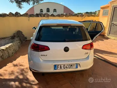 Usata VW Golf VII Highline 105 CV (77 kW) 2015 Bianco Berlina