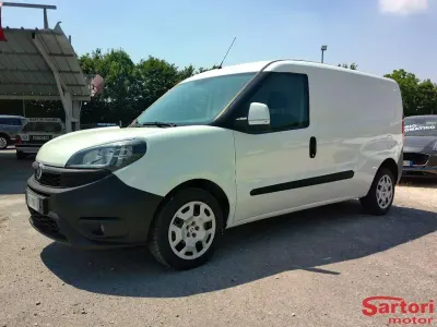 Usata Fiat Doblò 120 CV (88 kW) 2018 Bianco Monovolume