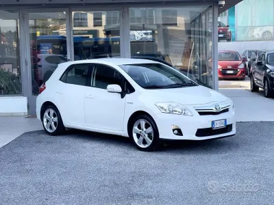 Usata Toyota Auris Hybrid