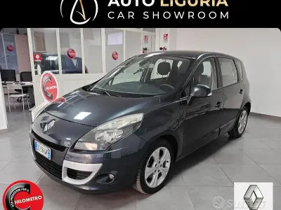 Usata Renault Scénic III Dynamique 110 CV (80 kW) 2010 Giallo Monovolume