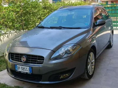 Usata Fiat Croma Emotion 150 CV (110 kW) 2008 Grigio Station wagon