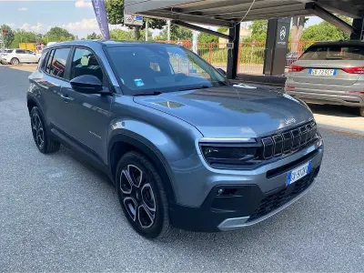 Usata Jeep Avenger Summit 101 CV (74 kW) 2025 Grigio SUV