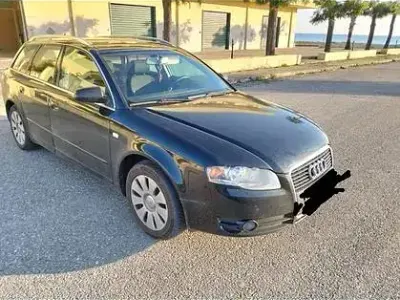 Usata Audi A4 140 CV (102 kW) 2008 Nero Station wagon