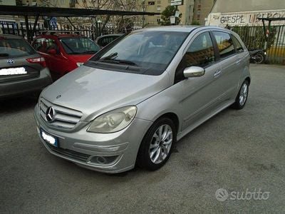 Grigio Usata 2008 Mercedes B200 Monovolume | 3190 € (Ottimo prezzo)