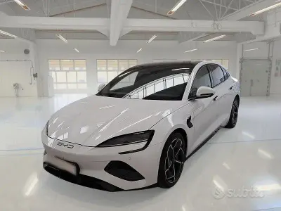 Usata BYD Seal 144 kW (197 CV) 2024 Bianco Berlina