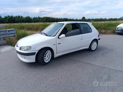 Usata Peugeot 106 Sport 75 CV (55 kW) 2000 Bianco Utilitaria