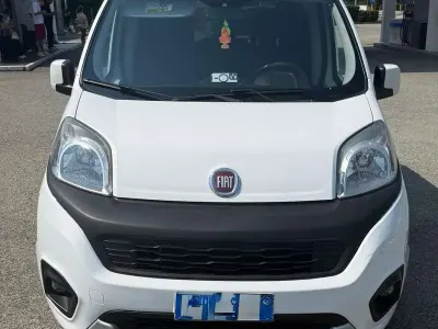 Usata Fiat Qubo Trekking 95 CV (69 kW) 2016 Bianco Monovolume