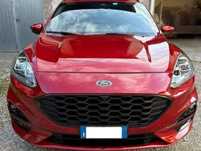 Usata Ford Kuga ST-Line X 190 CV (139 kW) 2021 Rosso SUV
