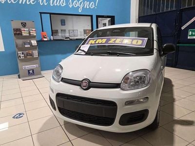 Nuova Fiat Panda 71 CV (52 kW) 2025 Bianco Berlina