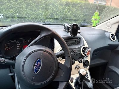 Usata Ford Ka 70 CV (51 kW) 2010 Blu Utilitaria