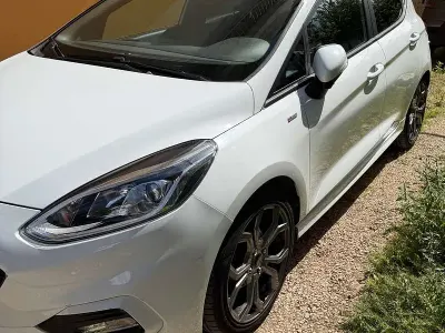 Usata Ford Fiesta ST-Line 86 CV (63 kW) 2019 Bianco Utilitaria