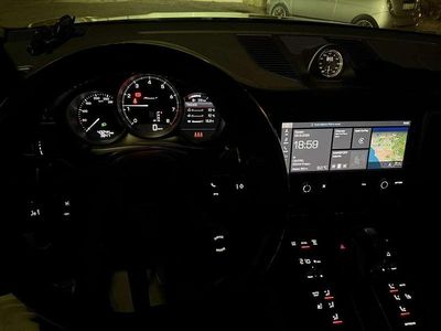 Używany Porsche Macan 265 KM (194 kW) 2022 SUV