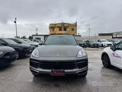 Usata Porsche Cayenne 2019 Grigio scuro SUV