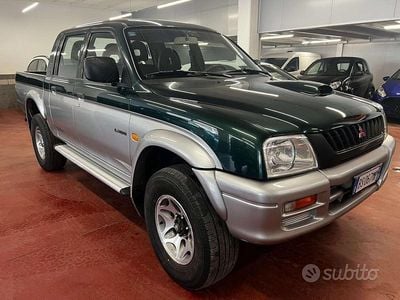 Usata Mitsubishi L200 99 CV (72 kW) 2001 Verde Pick-up
