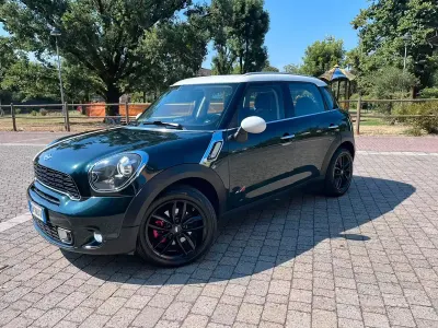 Usata Mini Cooper Countryman 143 CV (105 kW) 2013 Verde SUV