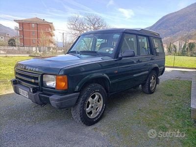 Usata Land Rover Discovery 2 Vogue 139 CV (102 kW) 2000 Verde SUV