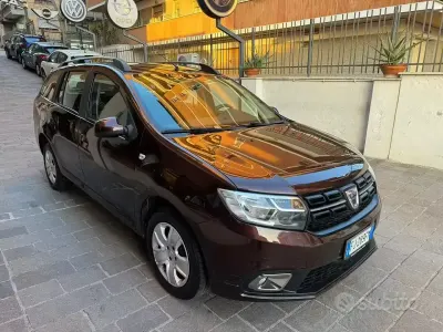Usata Dacia Logan Lauréate 90 CV (66 kW) 2017 Marrone Station wagon