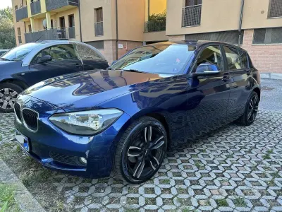 Usata BMW 116 116 CV (85 kW) 2013 Bluazzurro Utilitaria
