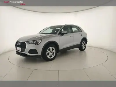Begagnad Audi Q3 Business 150 HK (110 kW) 2022 Silver SUV