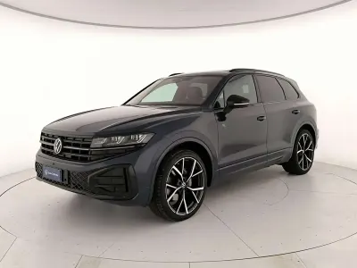 Nuova VW Touareg R-line 231 CV (169 kW) 2026 Meloe blue crystal perlato SUV