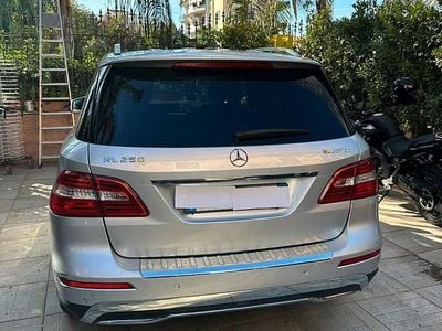 Usata Mercedes ML250 204 CV (150 kW) 2012 Grigio SUV
