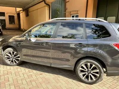Usata Subaru Forester Sport 147 CV (108 kW) 2016 Grigio SUV