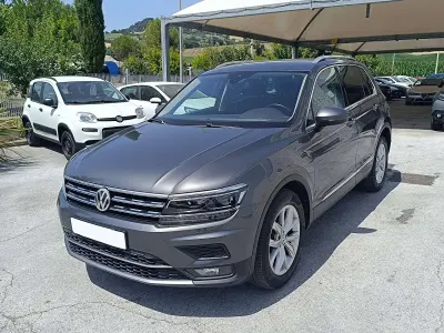 Usata VW Tiguan 150 CV (110 kW) 2018 Grigio SUV