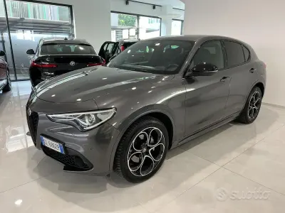 Usata Alfa Romeo Stelvio Veloce 210 CV (154 kW) 2022 Grigio SUV