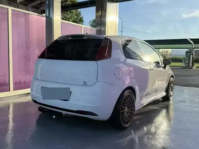 Usata Fiat Grande Punto 120 CV (88 kW) 2008 Bianco Utilitaria