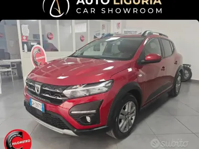 Usata Dacia Sandero Comfort 101 CV (74 kW) 2022 Rosso Berlina