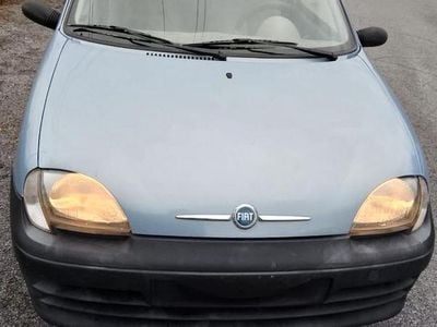 Usata Fiat 600 54 CV (39 kW) 2007 Utilitaria