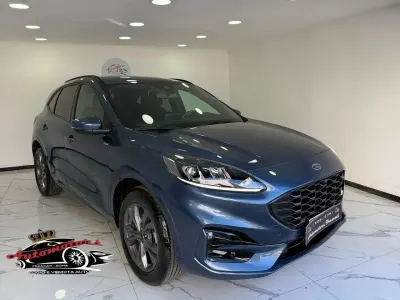 Usata Ford Kuga ST-Line 152 CV (111 kW) 2022 Blu SUV