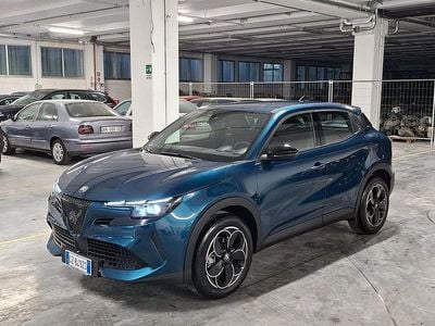Nuova Alfa Romeo Junior 61 kW (84 CV) 2025 Blu SUV