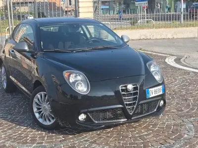 Usata Alfa Romeo MiTo Distinctive 85 CV (62 kW) 2014 Bluazzurro Utilitaria
