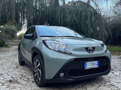 Usata Toyota Aygo X Trend 72 CV (52 kW) 2024 Verde SUV