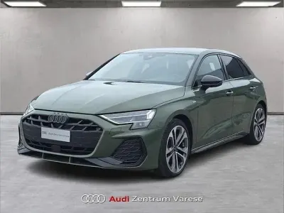 Usata Audi A3 S-Line 150 CV (110 kW) 2025 Verde distretto Berlina