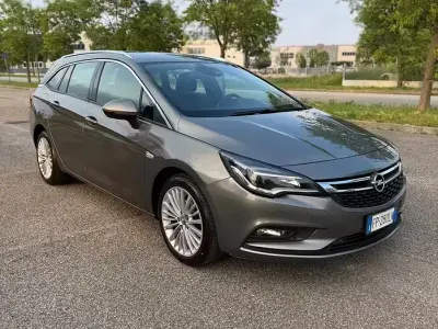 Begagnad Opel Astra