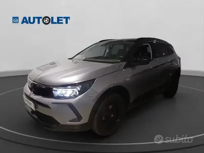 Usata Opel Grandland X GS Line 131 CV (96 kW) 2022 Grigio SUV