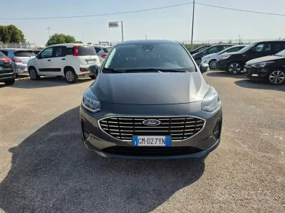 Usata Ford Fiesta Titanium 75 CV (55 kW) 2023 Grigio Utilitaria