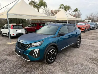 Neu Peugeot 2008 Allure 131 PS (96 kW) 2025 Blau SUV