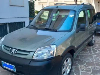 Usata Peugeot Partner 90 CV (66 kW) 2007 Monovolume